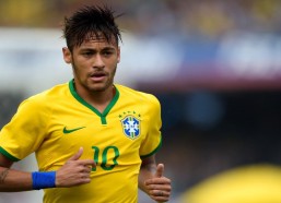 中国体彩：皮西利双星闪耀，罗马主场2-0完胜斯图加特