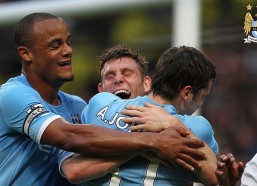 中国体彩网：接班范迪克！利物浦锁定热刺铁卫范德芬，转会费或破亿镑