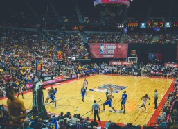 【中国体育彩票】意甲联赛风云变幻，米兰登顶积分榜，尤文爆冷平局，罗马失利重挫